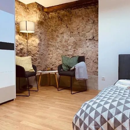 Felix Living 1 Hotel *